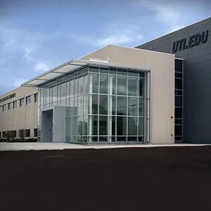 Image of Universal Technical Institute campus in Lisle, Illinois